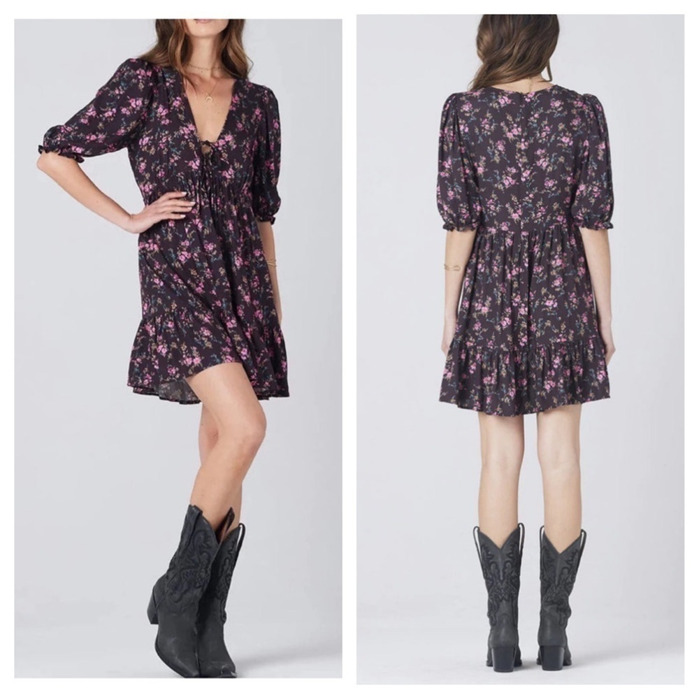 Saltwater Luxe Kamden
Mini Dress in Excellent Just Like New Condition